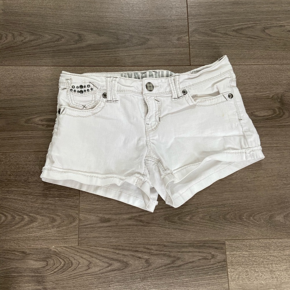 White buckle shorts, size 5/6